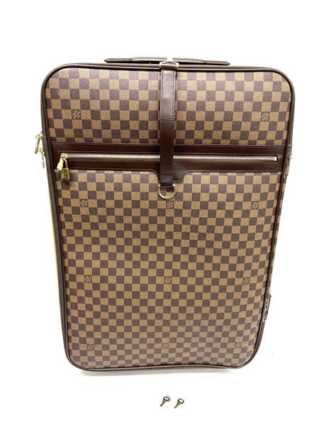 sp0018 louis vuitton|Louis Vuitton authenticity check.